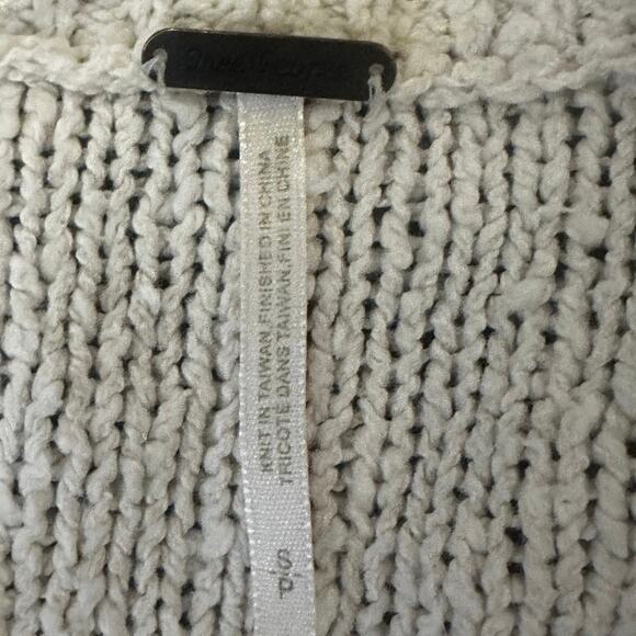 Free People Cross My Heart Cable Knit Sweater Ivory Distressed Women’s Small - Picture 6 of 8